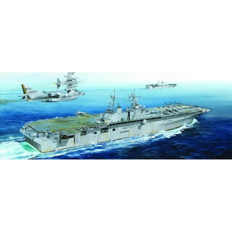 Maquette bateau USS Boxer LHD-4 Nouvel Arrivage